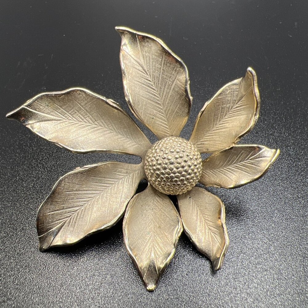 Vintage Giovanni Poinsettia Flower Silver  tone Brooch Pin - Picture 4 of 10